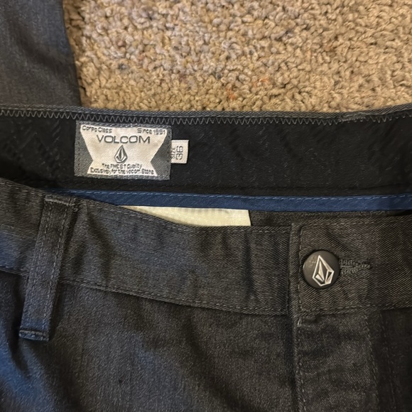 Volcom chinos, men’s size 36, dark gray - Picture 5 of 5